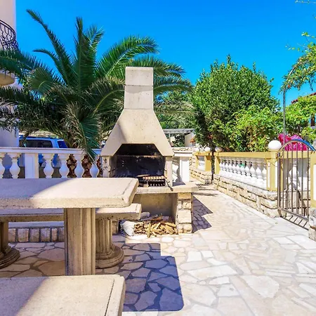 Awesome In With House Sea View Apartment *