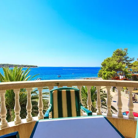 Awesome In With House Sea View Banjol